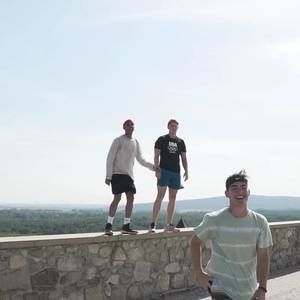 Meet your Posher, Steven